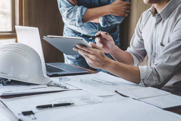 dessinateur-AdobeStock_280184087